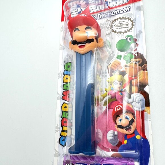Super Mario Bros. Pez Candy Dispenser 4 pc Set Mario Luigi Princess Peach Yoshi - Picture 5 of 10
